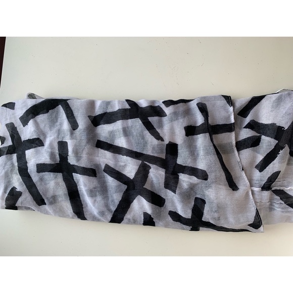 Cross Design Infinity Scarf - Picture 3 of 4